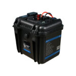 Batteria al litio 12V impermeabile IP65 Ultimatron da 12,8 V 100 Ah 1280 Wh LiFePO4 Smart BMS con Bluetooth Display LCD - immagine 2
