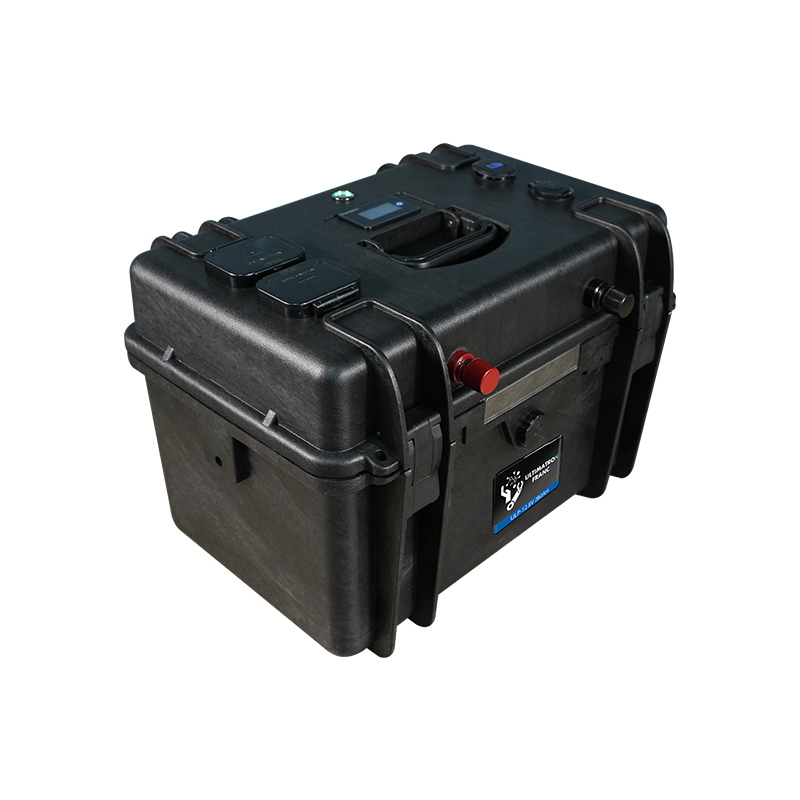 Batteria al litio impermeabile IP65 Ultimatron da 12,8 V 280 Ah 3584Wh LiFePO4 Smart BMS con Bluetooth Display LCD - immagine 3
