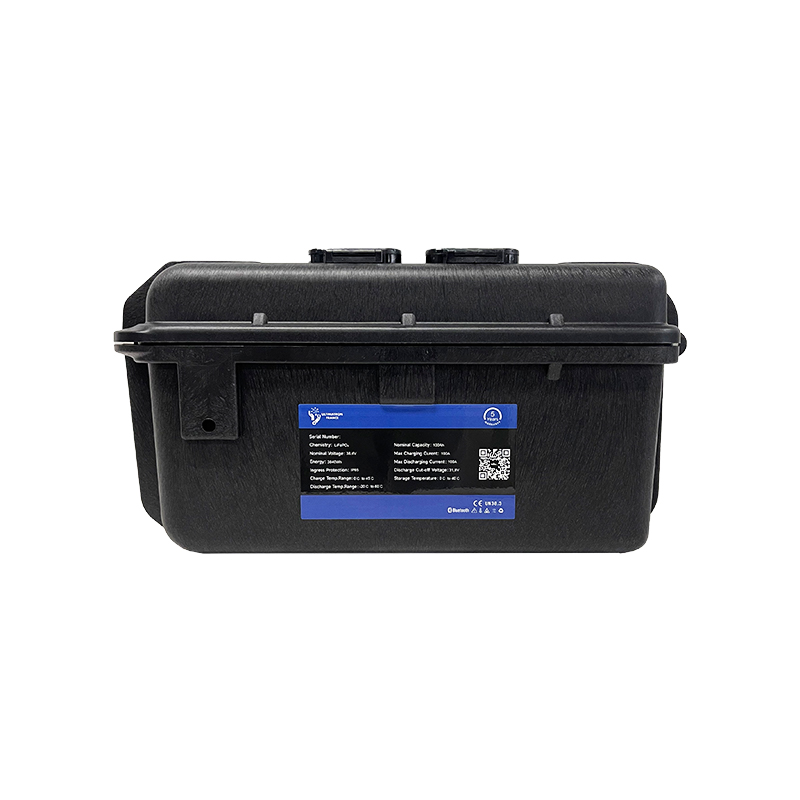 8 5 Batteria al litio 36V impermeabile Ultimatron da 38,4 V 100 Ah 3840 Wh LiFePO4 Smart BMS con Bluetooth Display LCD Ryan Energia